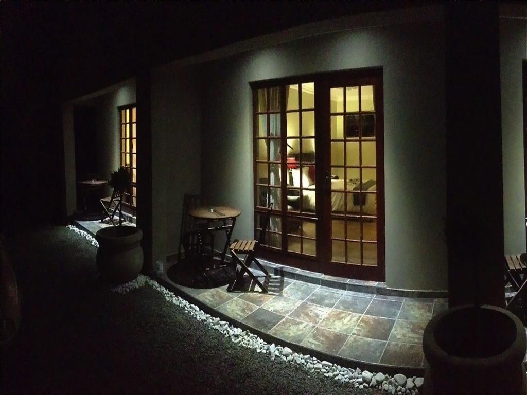 The Nightingale Guesthouse Bloemfontein Esterno foto