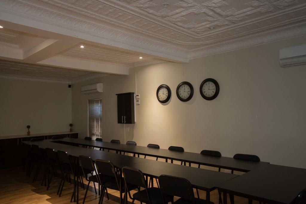 The Nightingale Guesthouse Bloemfontein Esterno foto