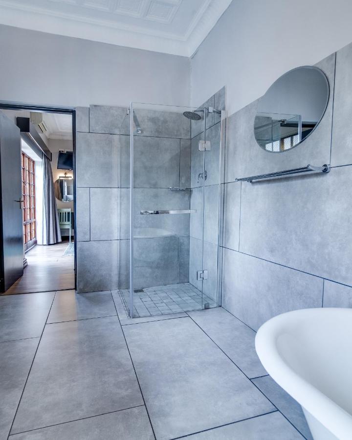 The Nightingale Guesthouse Bloemfontein Esterno foto